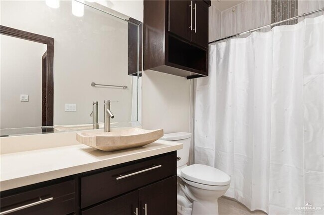 Building Photo - 13 Grambling Ave