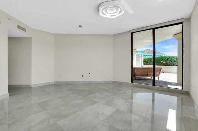 Building Photo - 3610 Gardens Pkwy