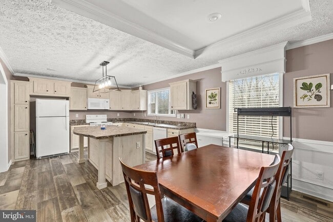 Building Photo - 13115 Arcadia Rd