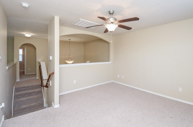 Building Photo - 21373 Thurston Crossing Dr