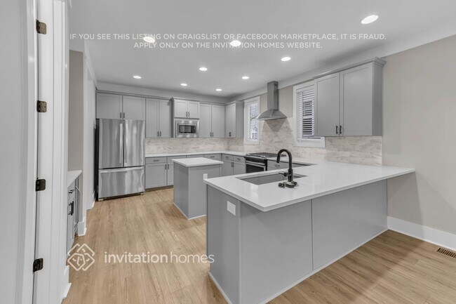 Building Photo - 246 Founders Ln
