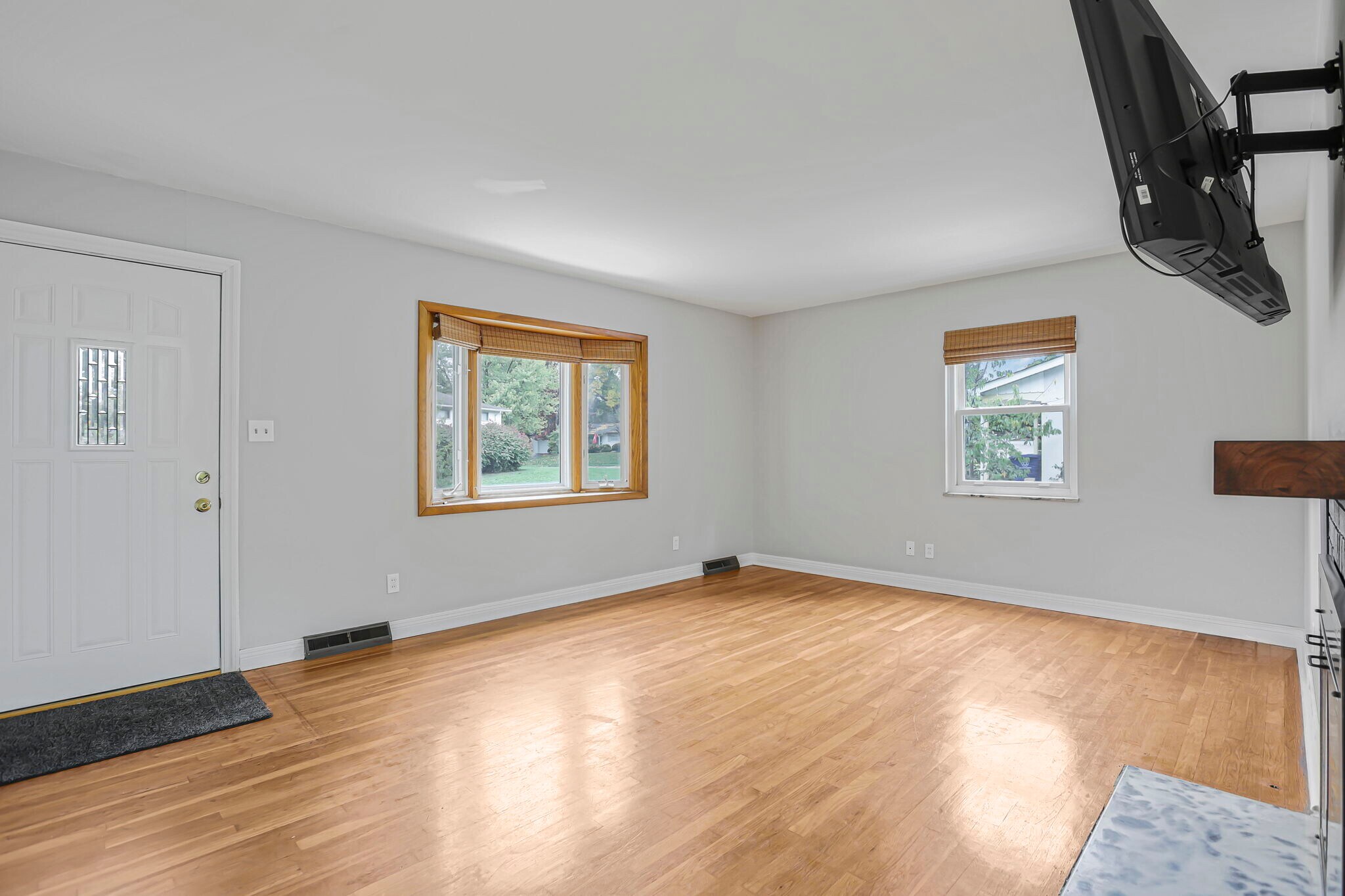 Building Photo - 1062 Oberlin Dr