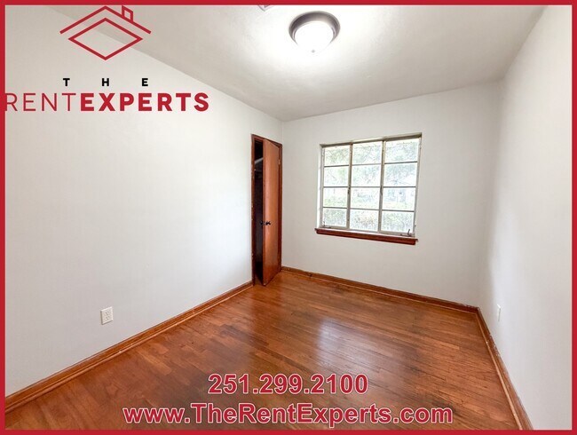 Building Photo - 51 Sherwood Dr