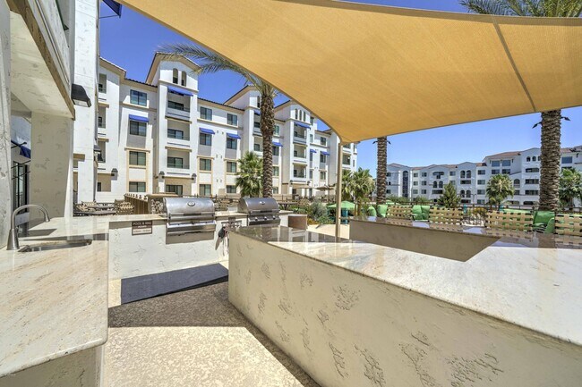 Building Photo - 2511 W Queen Creek Rd