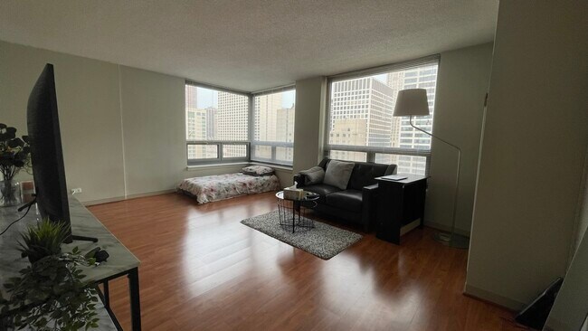 Building Photo - 440 N Wabash Ave