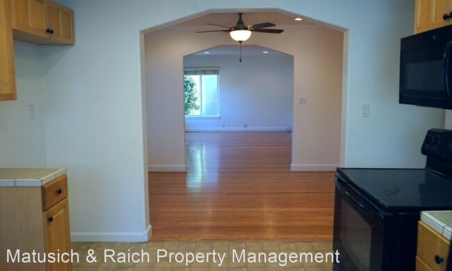 Building Photo - 3 br, 2 bath House - 2342 Woodland Ave
