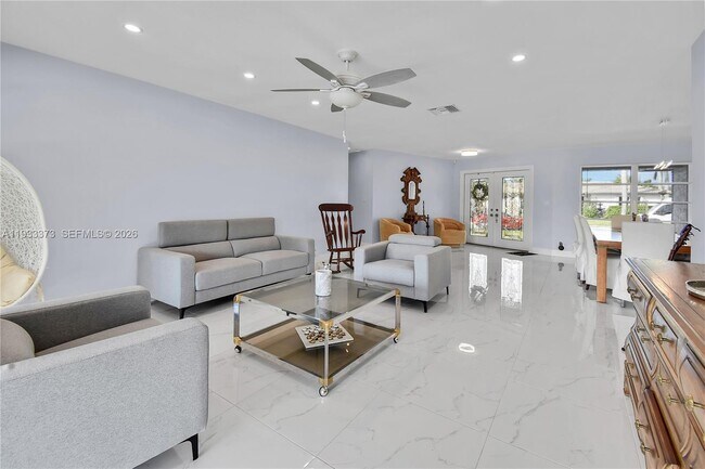 Building Photo - 406 Sailboat Cir