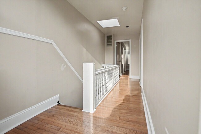 Building Photo - 238 S 11th St