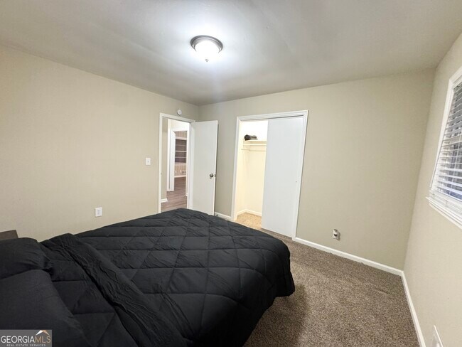 Building Photo - 3820 Union Rd SW