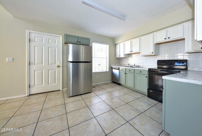 Building Photo - 5016 Conley Rd