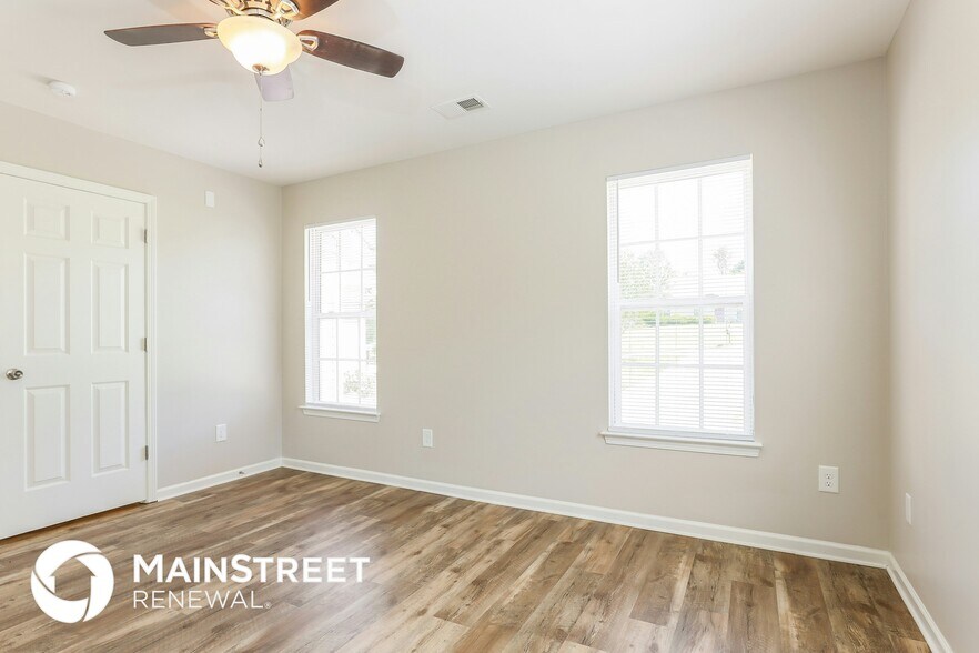 Building Photo - 2608 Wind Song Ct
