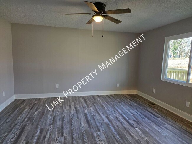 Building Photo - 6108 Ramsey Rd