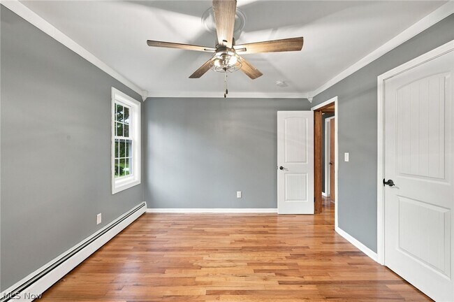 Building Photo - 3527 E Smith Rd