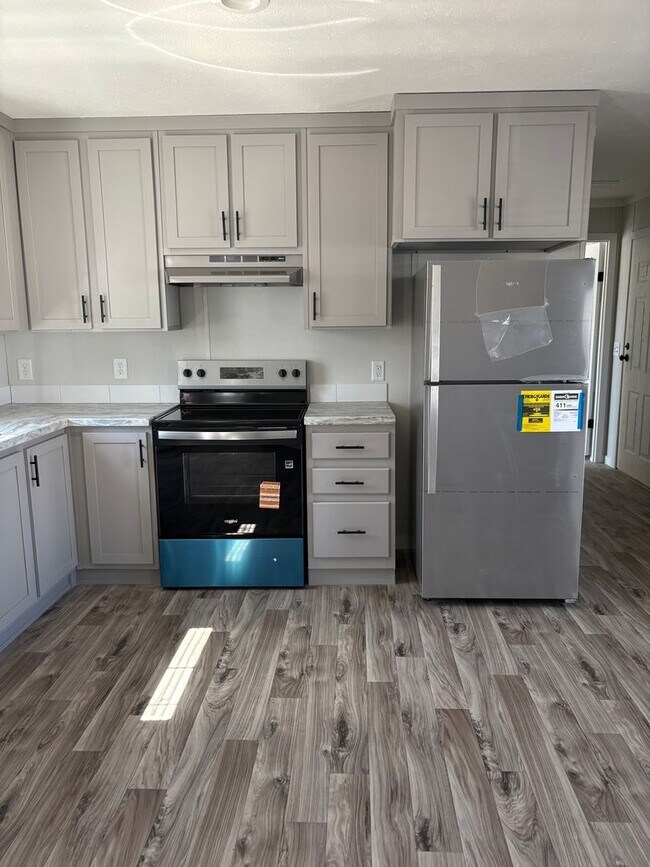 Building Photo - 139 Hubert Blvd