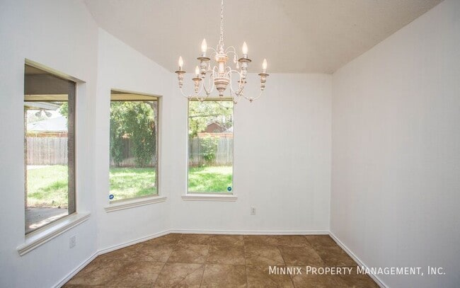 Building Photo - 3305 103rd St