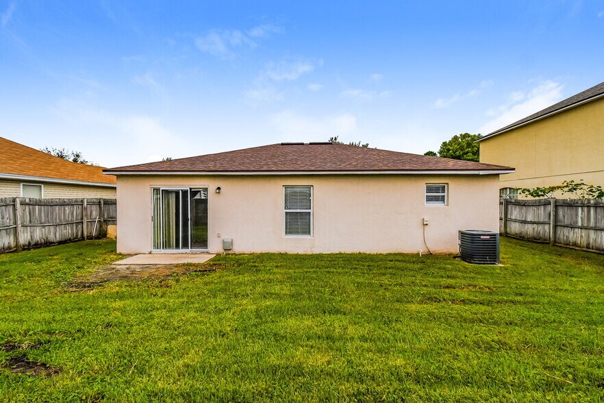 Building Photo - 11128 Lord Taylor Dr