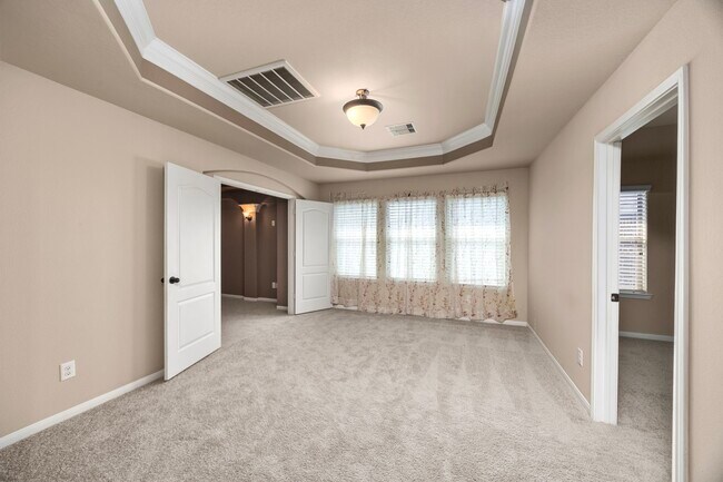 Building Photo - 14918 Diane Manor Ln
