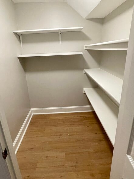 Building Photo - 1318 T St NW