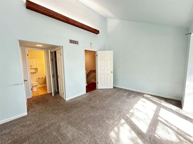 Building Photo - 4535G N O'Connor Rd