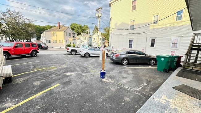 Building Photo - 230 Cumberland Rd