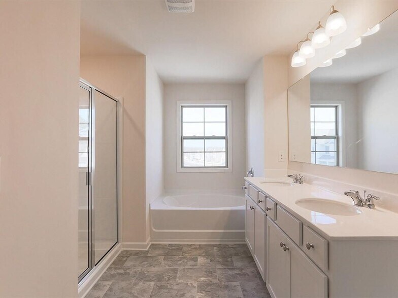 Building Photo - 114 Valimar Dr