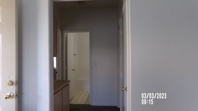 Building Photo - PUEBLO SANTA FE CONDO! FANTASTIC 2 BEDROOM...