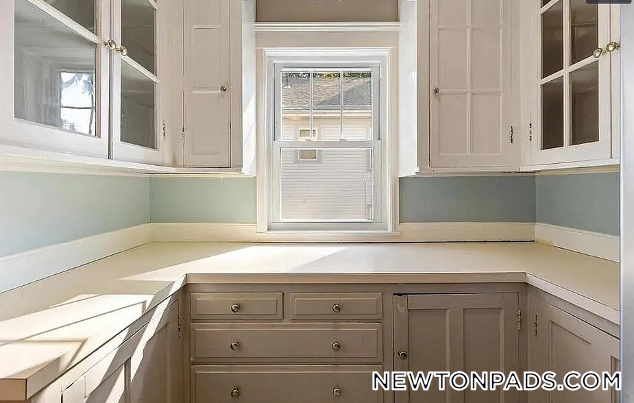 Building Photo - 47 Crosby Rd