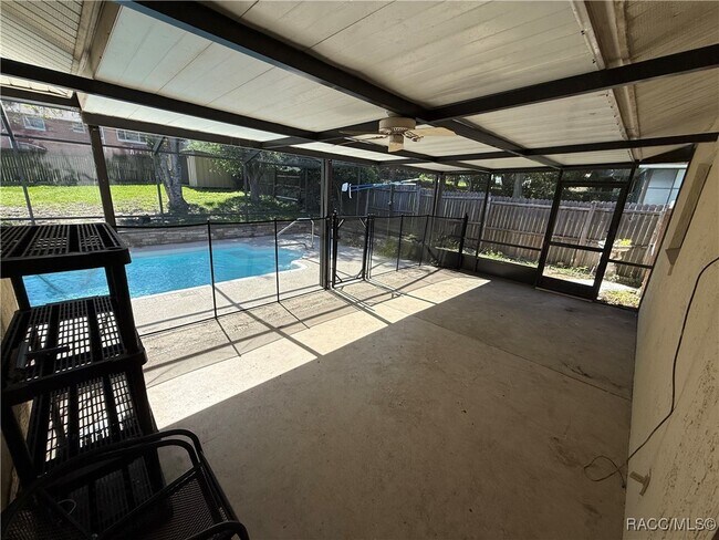 Building Photo - 3632 N Honeylocust Dr