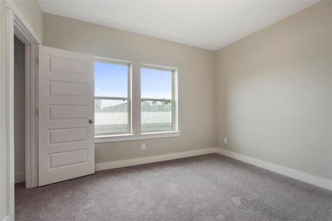 Building Photo - 12515 Holly Blue Ln