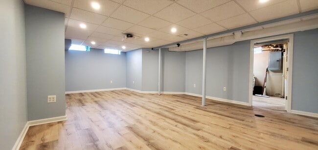 Building Photo - 1478 Kingwood St
