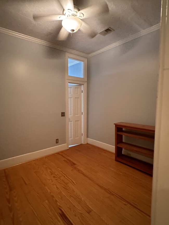 2nd bedroom with bath - 533 Rutledge St