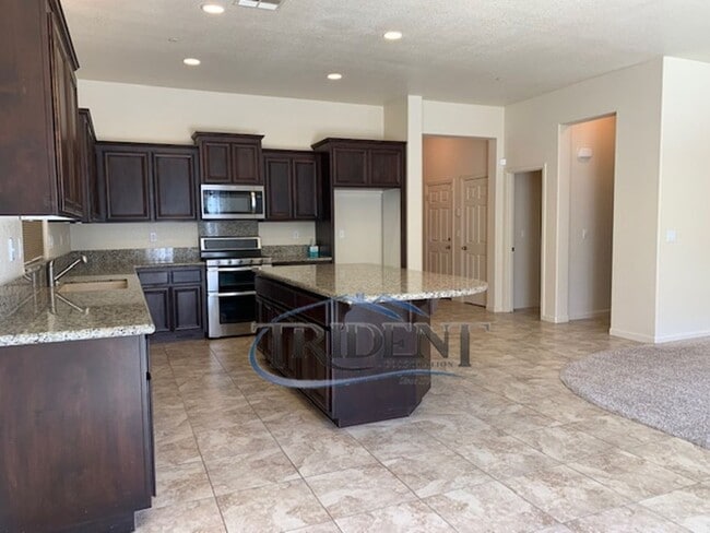 Building Photo - This a Beautiful newer 3 bedroom, 2 bath house