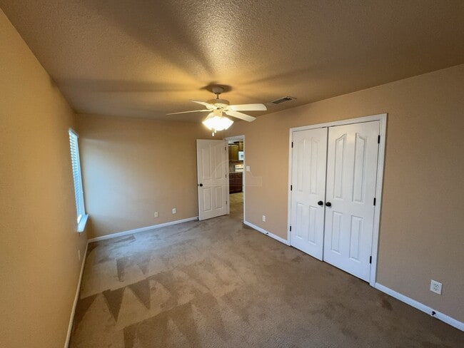 Building Photo - 4701 Autumn Valley Dr