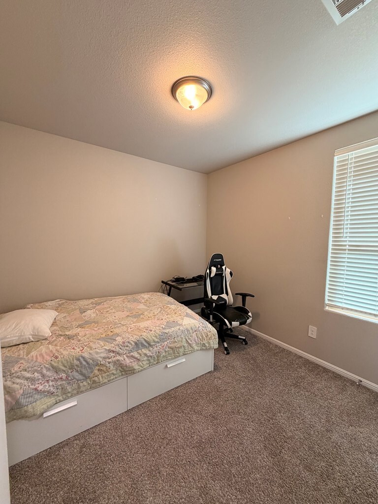 Building Photo - 7507 Orion Rd