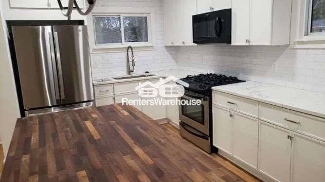 Building Photo - 441 Big John Trail SE