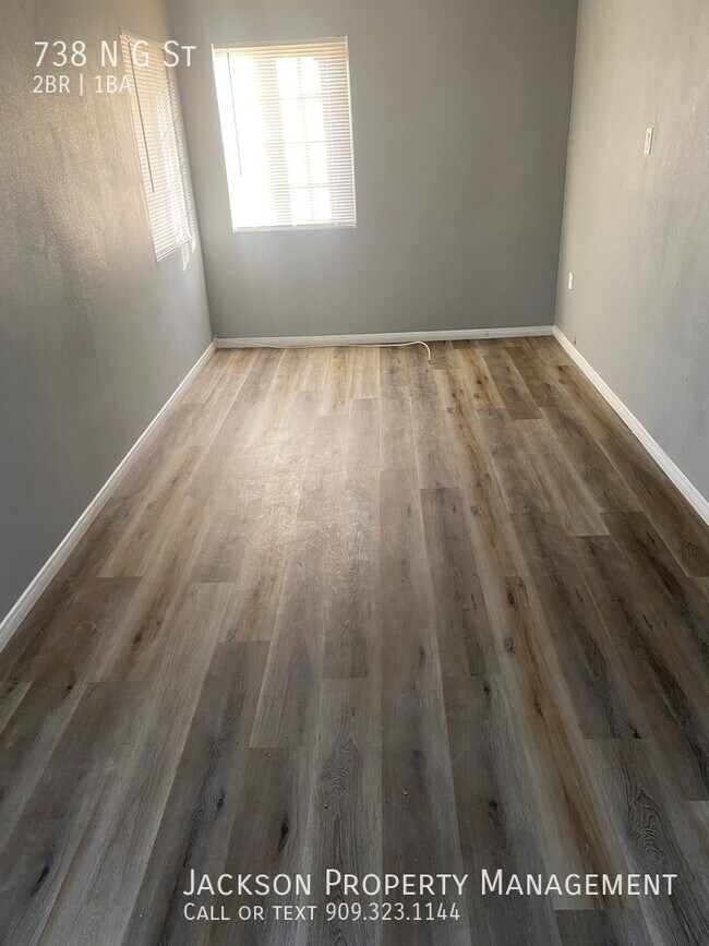 Building Photo - 738 N G St