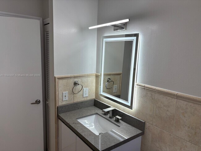 Building Photo - 13356 NW 8th Ln