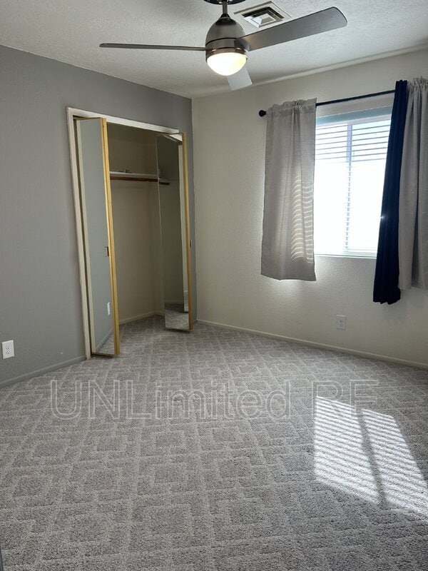 Building Photo - 2805 Cisco Dr N