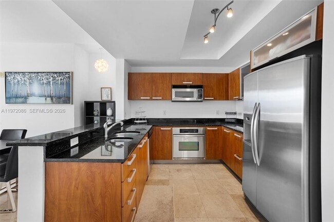 Building Photo - 3131 NE 188th St