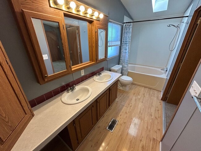 Building Photo - 3 Bed 2 Bath Mobile Home with Fenced Yard and Storage Shed