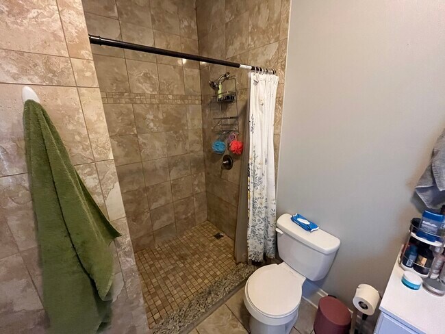 Building Photo - 33 Hamilton Park