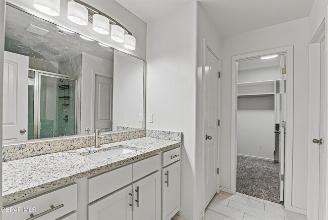 Building Photo - 12536 Cayo Norte Dr