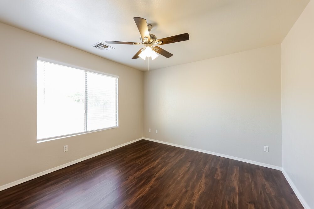 Building Photo - 12738 W Redfield Rd