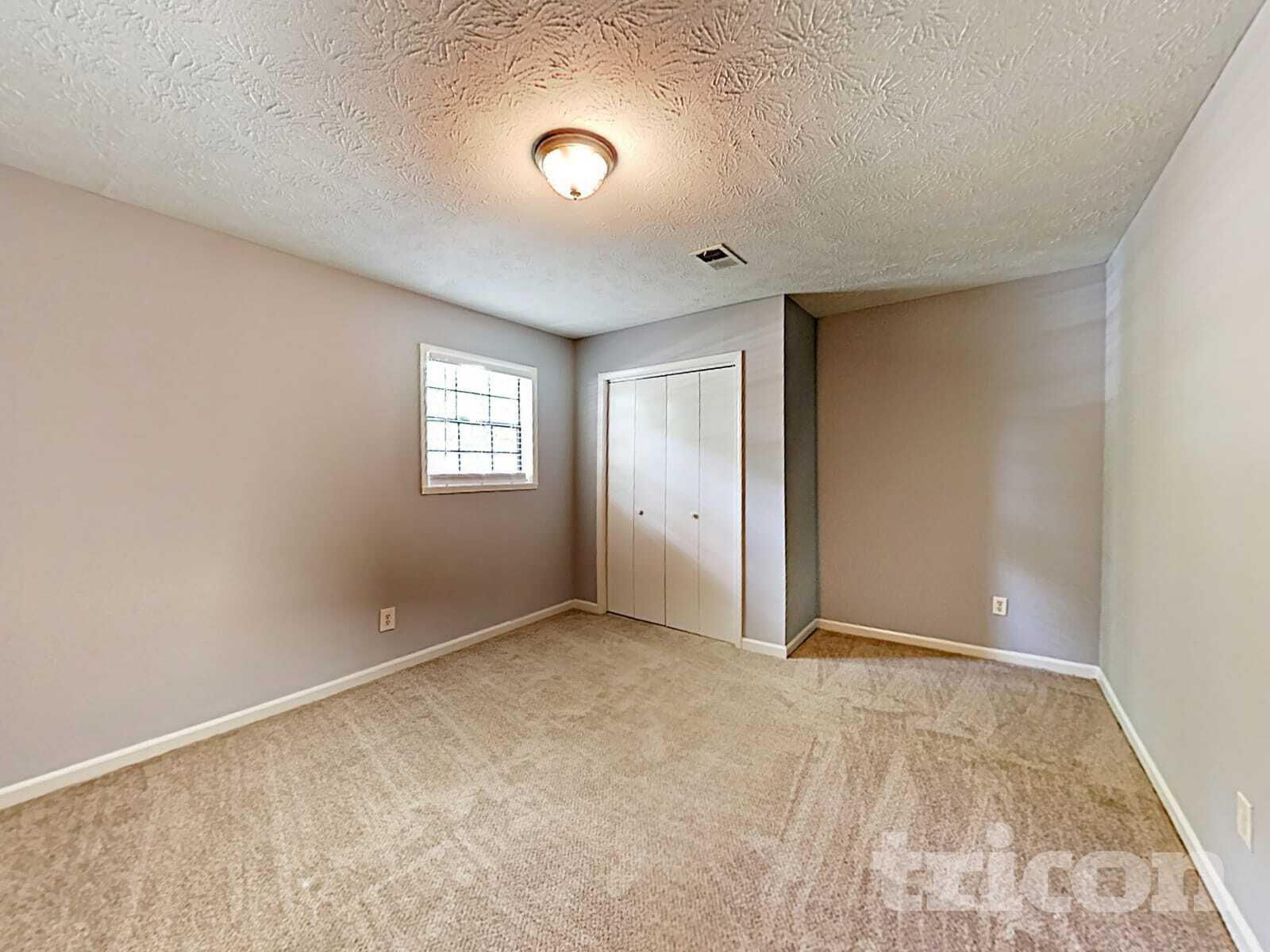 Building Photo - 68 Belmont Ln