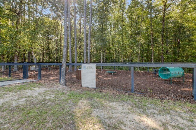 Building Photo - 7202 Bowen Corner Avenue Apt #Unit 10, Han...