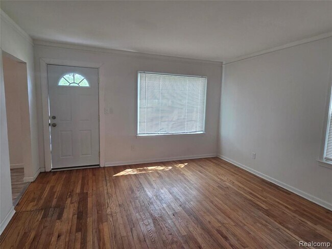 Building Photo - 7211 Paige Ave