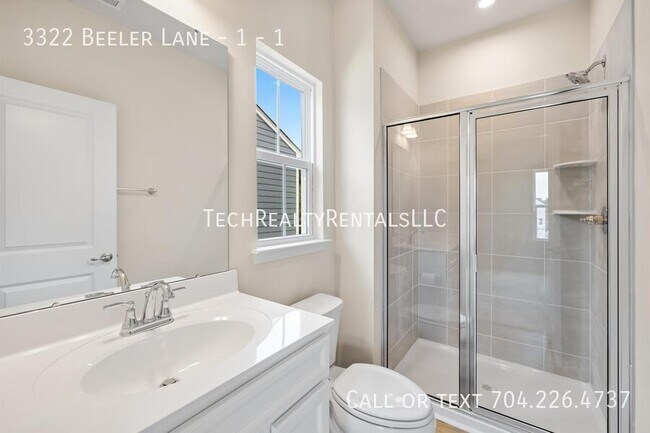 Building Photo - 3322 Beeler Ln