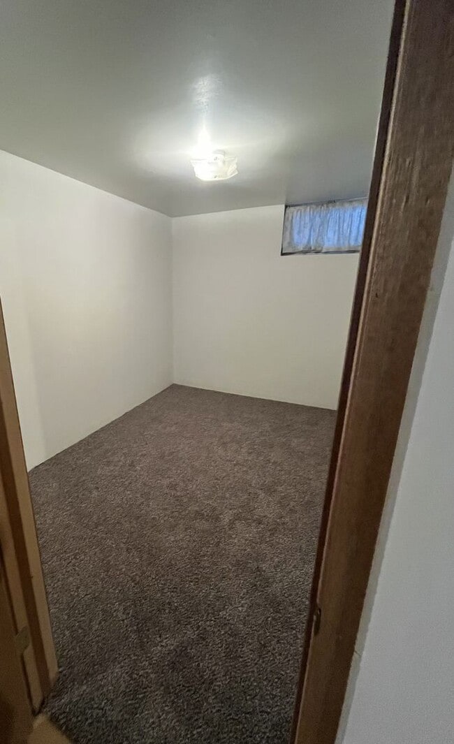 Building Photo - Home for Rent