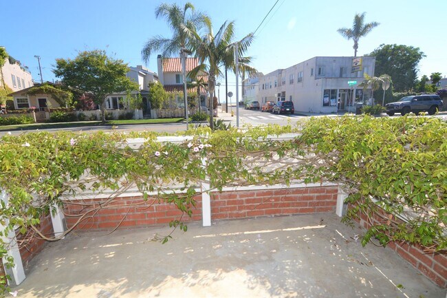 Building Photo - 1501 Ocean Ave