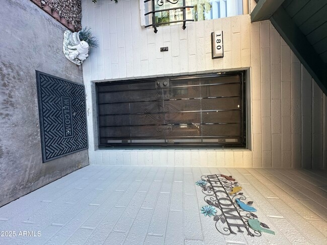 Building Photo - 4328 E Capri Ave